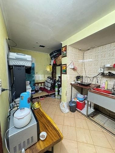 BÁN NHÀ, giá rẻ nhất. Q 11, 3 TẦNG  Hẻm xe hơi LẠC LONG QUÂN . Dt: 4m 