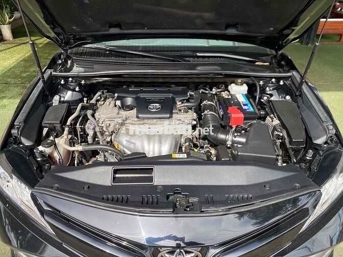 Toyota Camry 2021 2.5 Q nhập Thái