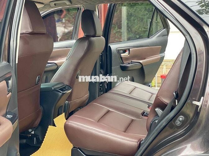 Toyota Fortuner 2017 đk 2018 sàn dầu 1 chủ