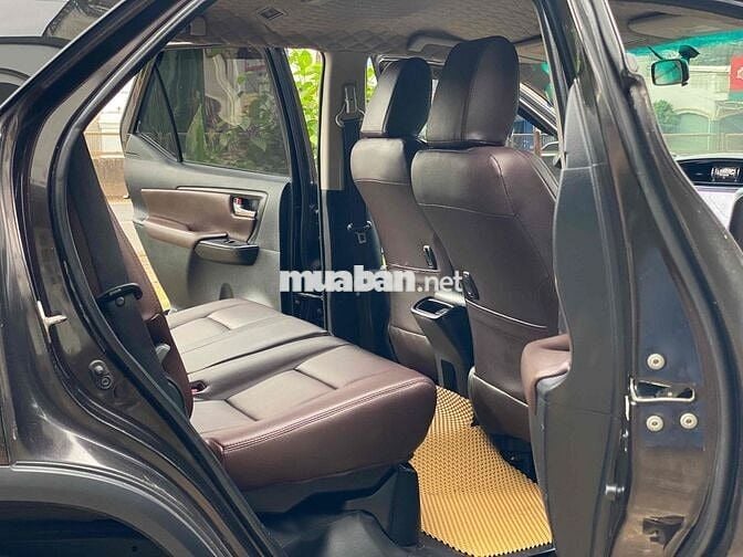 Toyota Fortuner 2017 đk 2018 sàn dầu 1 chủ