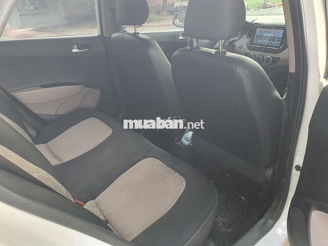 Hyundai I10 2015 Trắng Số sàn