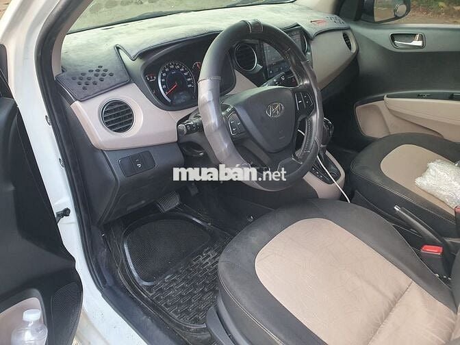 Hyundai I10 2015 Trắng Số sàn