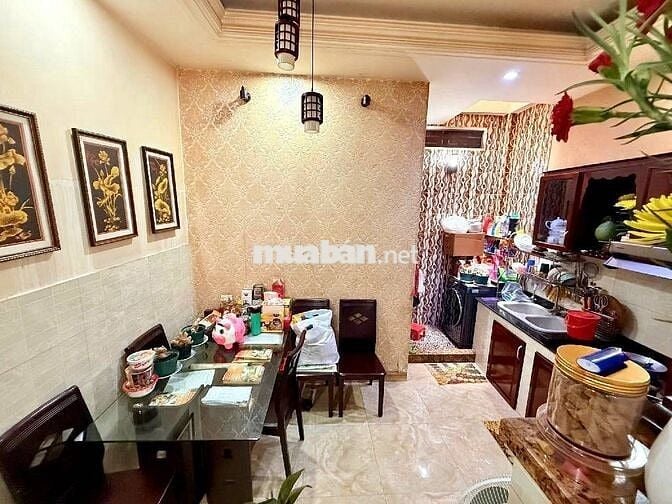 Giáp Tên Lửa - hẻm xe hơi -48m2 - 2 tầng -hơn 4 tỷ