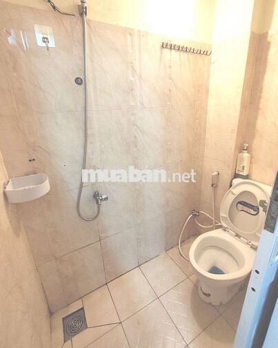 Phòng Máy lạnh,Tủ Lạnh,Máy Giặt,Tủ Quần Áo,Wc riêng,Giờ tự do