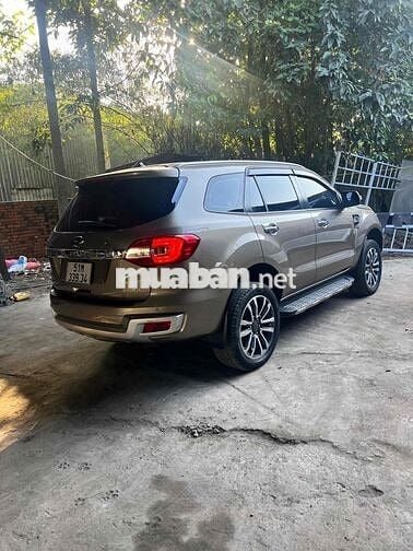 Ford Everest 2020 Titanium 2.0L 4x4 AT - chính chủ