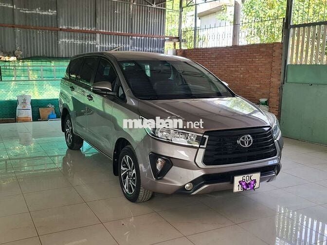 Toyota innova 2022 E 2.0 MT xe cọp