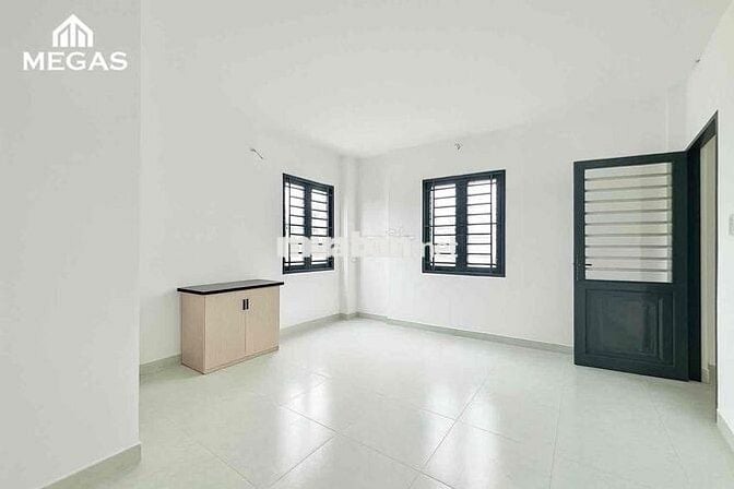 PHÒNG CỬA SỔ TRỜI FULL NỘI THẤT GẦN NGAY ĐẠI HỌC NGUYỄN TẤT THÀNH