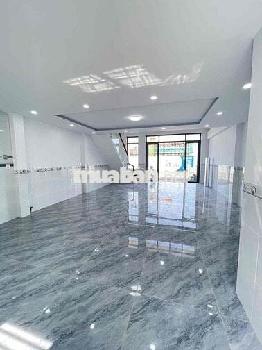 Nhà mới 100% 3 phòng 3 máy lạnh KDC Nam Long