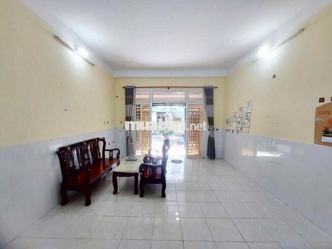 Cho Thuê Nhà 1 Lầu Lộ Ô Tô. Giá 4 Triệu. Có 2 Phòng Ngủ KDC Hoàng Quân