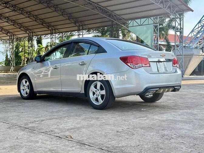 Chevrolet Cruze 2011 Bạc 100.000 km