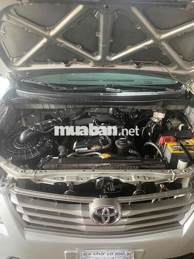 Toyota Innova 2012 E - 150000 km