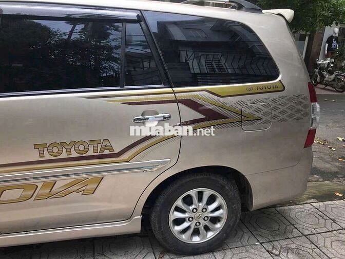 2014 2.0V - 120000 km