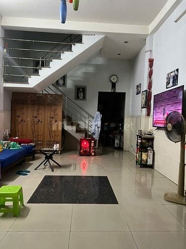 Bán nhà 4 tầng đúc BTCT hẻm . Đường Hòa Bình, P.5, Q.11. 4,1m x 11m.