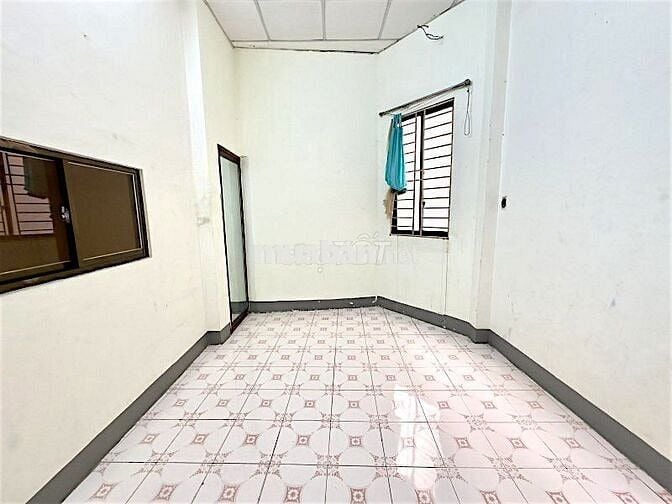 ÂU CƠ-TÂN BÌNH- HẺM NHỰA XE TẢI- GẦN BV TÂN PHÚ- 63M2- 3TẦNG. CHỈ 6TY9