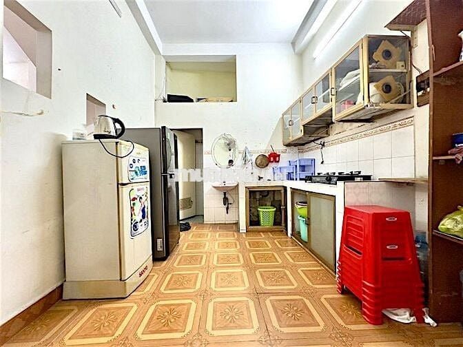 ÂU CƠ-TÂN BÌNH- HẺM NHỰA XE TẢI- GẦN BV TÂN PHÚ- 63M2- 3TẦNG. CHỈ 6TY9