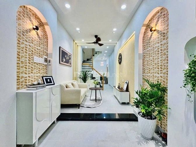 Sang nhượng gấp nhà hẻm Nguyễn Cửu Vân, Bình Thạnh,(66m2), chỉ 2tỷ130