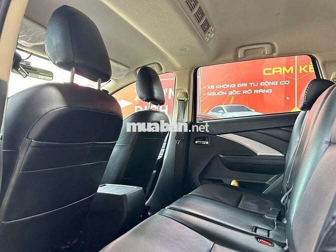 Mitsubishi Xpander Cross 2021 1.5 AT,màu trắng,5v7