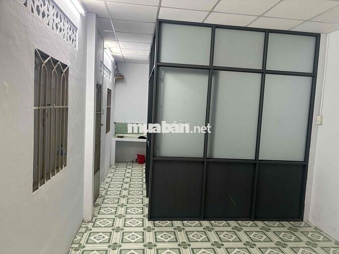 Nha cho thue dien tich 40m2 hem duong so 6