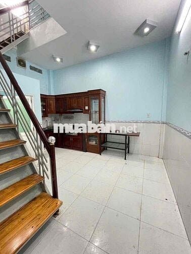 Nhà lầu 2 phòng 2 máy lạnh hẻm Nguyễn Truyền Thanh