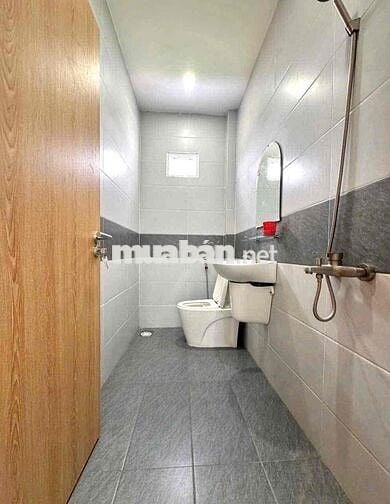 Nhà lầu 3 phòng mới KDC Phú An