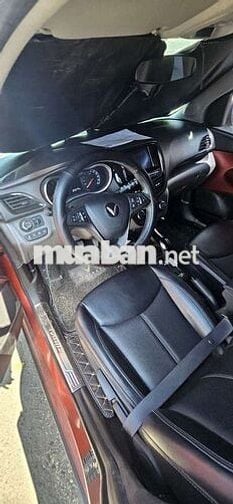 VinFast Fadil 2020 Cam đỏ