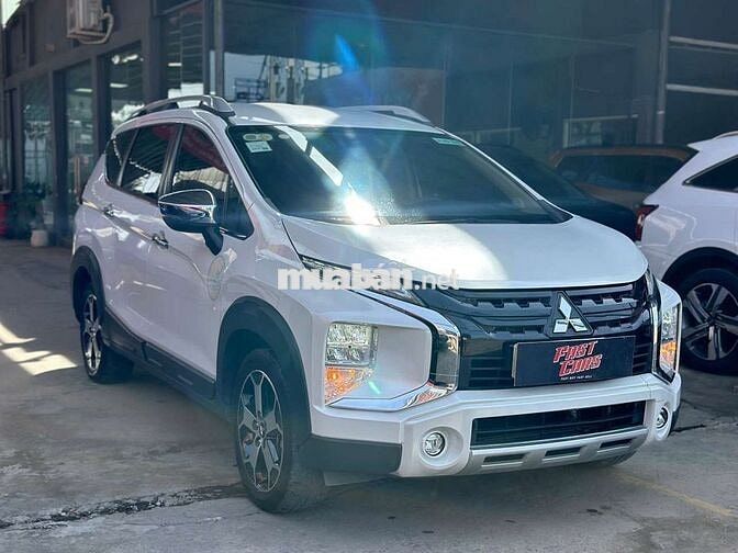 Mitsubishi Xpander Cross 2021 1.5 AT,màu trắng,5v7