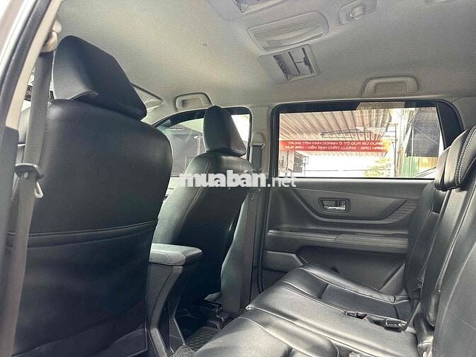 Toyota Avanza Premio 2023 CVT - 83000 km