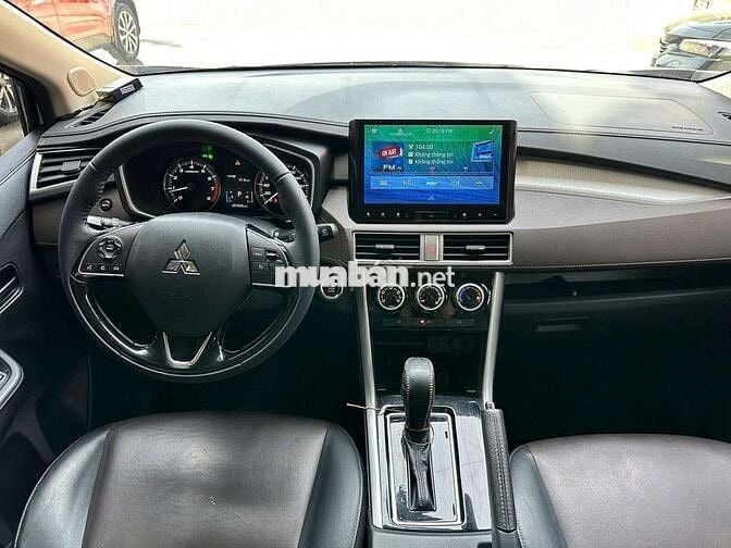 Mitsubishi Xpander Cross 2021 1.5 AT,màu trắng,5v7