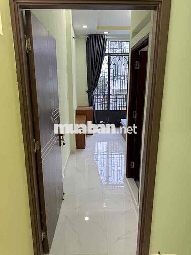 Bán Nhà Lô góc Trịnh Đình Trọng, hẻm xe tải, 70m², 2 tầng, full nội th