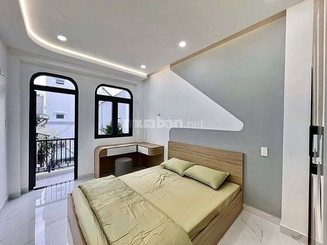 Ngã Tư Hàng Xanh Bình Thạnh 3Tầng Đúc Không Lộ Giới Hẻm 4m 45m2 6.xTỷ