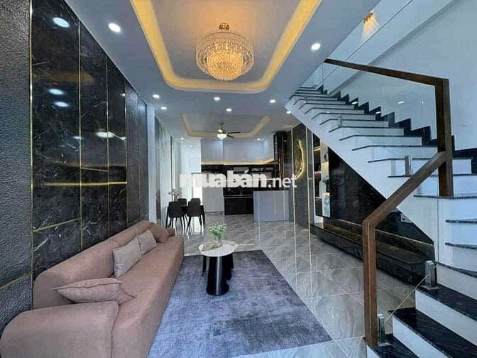 Nhà phố hiện đại hẻm 99, Lê Hồng Phong, Phú Lợi, DT: 4.2 x25,có 3pn