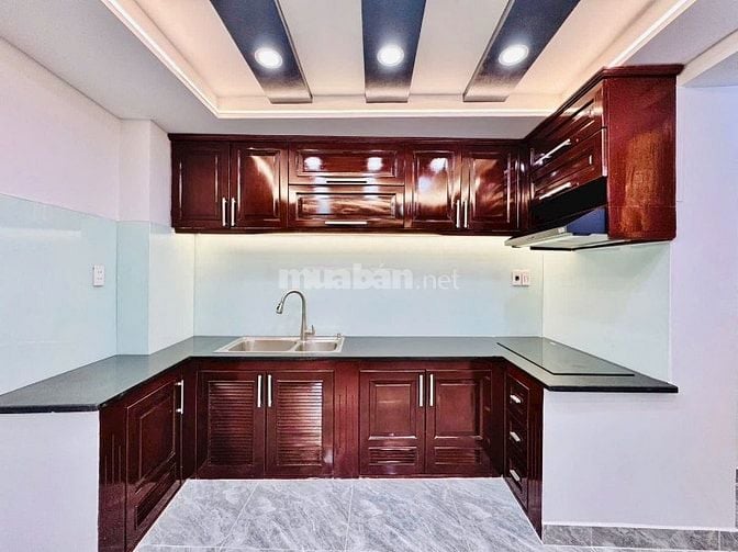 Bán nhà sát mặt tiền đẹp lung linh Thích Quảng Đức p5 Phú Nhuận 