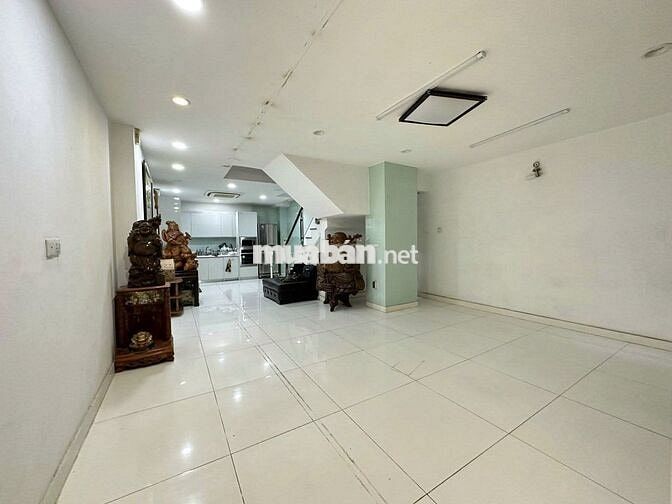 [6mx20m]NHÀ ĐẸP CAO THẮNG,Q3-HẺM LỚN,KINH DOANH SẦM UẤT ĐA NGÀNH NGHỀ