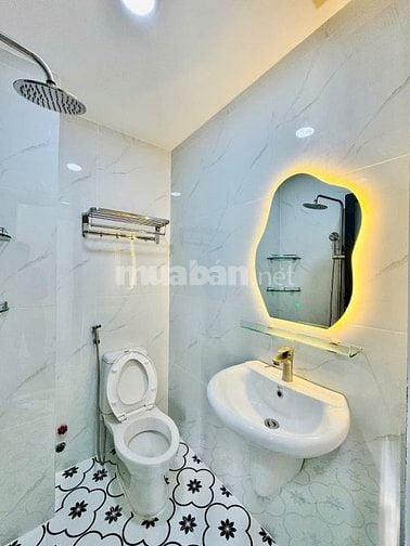 Bán nhà sát mặt tiền đẹp lung linh Thích Quảng Đức p5 Phú Nhuận 