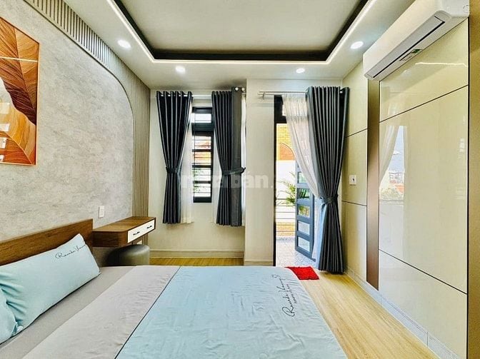 Bán nhà sát mặt tiền đẹp lung linh Thích Quảng Đức p5 Phú Nhuận 