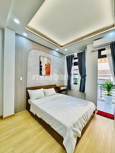 Bán nhà sát mặt tiền đẹp lung linh Thích Quảng Đức p5 Phú Nhuận 