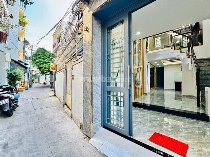 Bán nhà sát mặt tiền đẹp lung linh Thích Quảng Đức p5 Phú Nhuận 