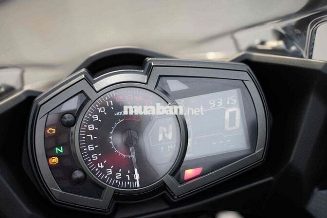 💕☺️ KAWASAKI NINJA 400 2023 ODO9K 1 CHỦ , SIU RẺ