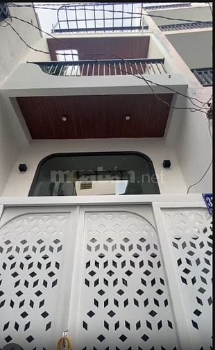 Ngã Tư Hàng Xanh Bình Thạnh 3Tầng Đúc Không Lộ Giới Hẻm 4m 45m2 6.xTỷ