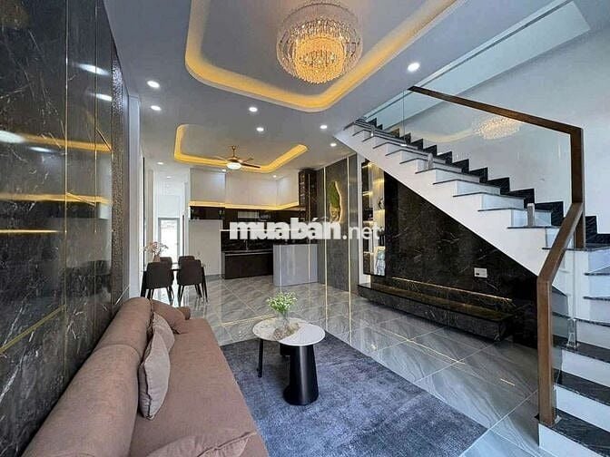 Nhà phố hiện đại hẻm 99, Lê Hồng Phong, Phú Lợi, DT: 4.2 x25,có 3pn