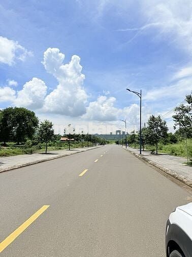 ĐẤT MẶT TIỀN KINH DOANH BUÔN BÁN TẠI THỊ TRẤN ĐẤT ĐỎ, BRVT CẦN BÁN