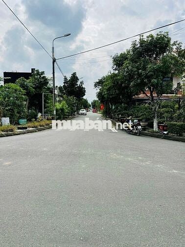 Hàng đẹp - Chắc chủ - Vị trí gần Trung Tâm Aeon Mall Hòa Xuân