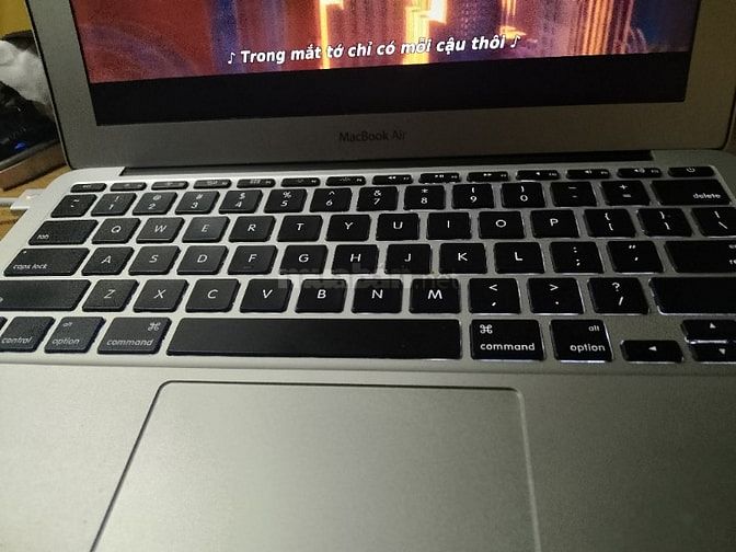 Mình cần bán mac air 2015 11 inch