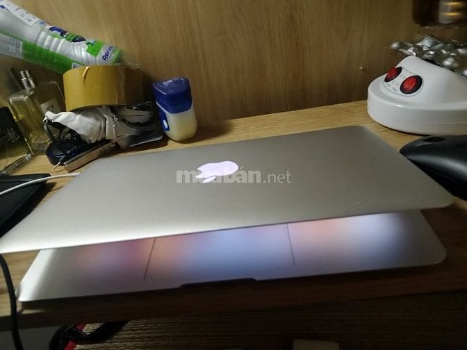 Mình cần bán mac air 2015 11 inch