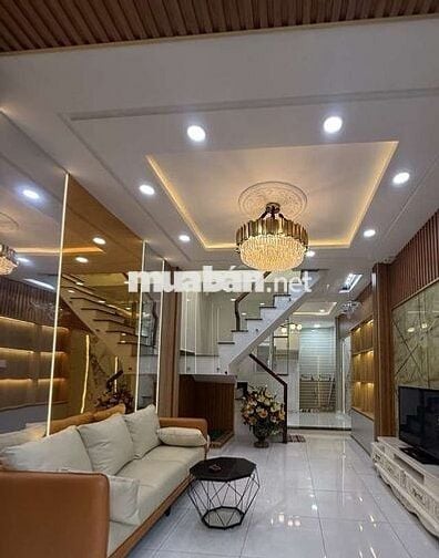 Hẻm xe hơi, Nguyễn Duy Cung, 40m, 2 tầng, giá 4 tỷ 95