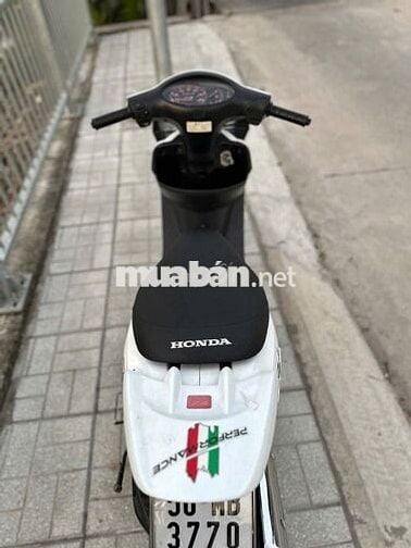 Honda Dio Z4 FI 50cc Trắng