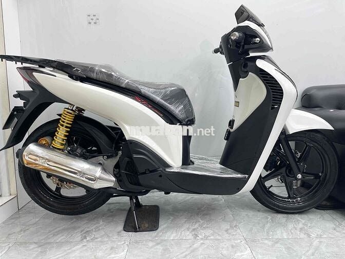 Honda SH150 2014 Độ Full Ý Trắng