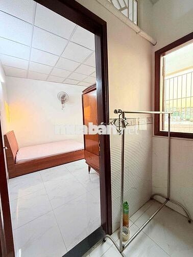 Cho thuê nhà trọ mới xây tại CMT 8 Q10, gần ĐH Huflit, CV LÊ Thị Riêng