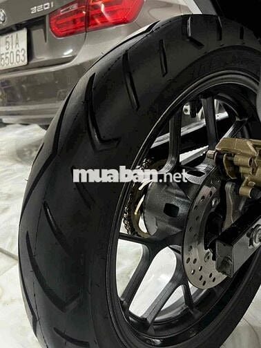 cần bán xe whiner 2017 xe nguyên rin