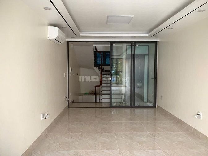 Cho thuê nhà mặt phố Lê Đại quận Long Biên